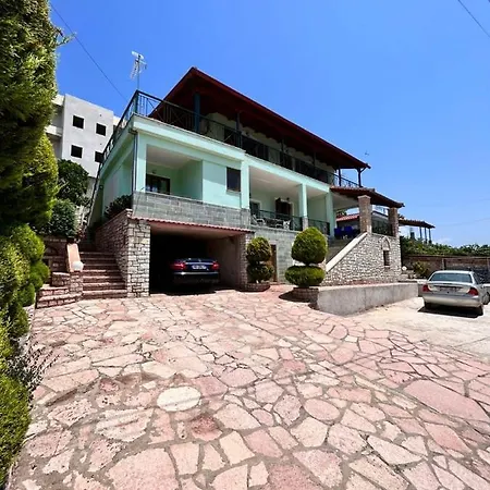 Green Villa *