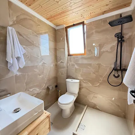 Berdenesh Apartament Saranda